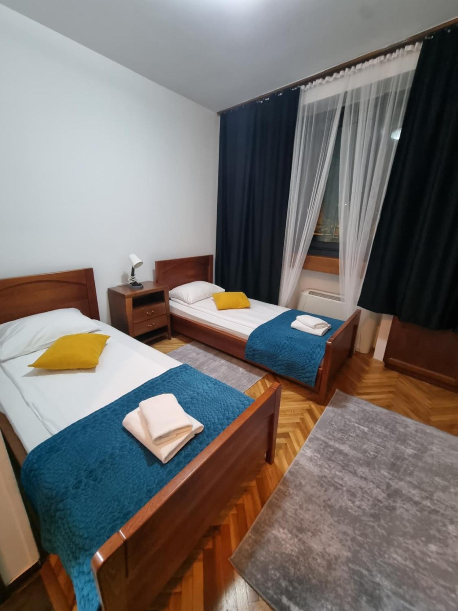 Hotel Paviljon Bihac Exterior photo