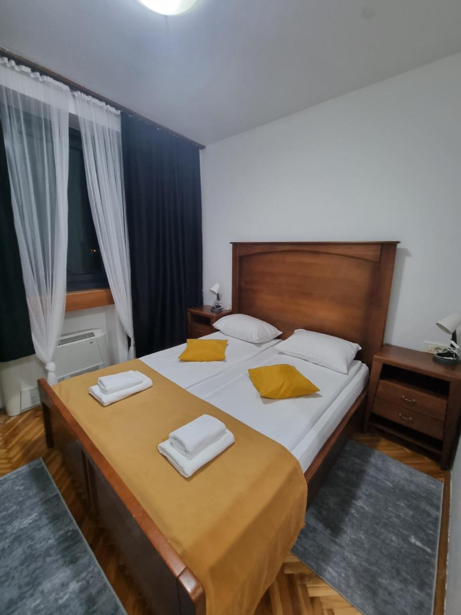 Hotel Paviljon Bihac Exterior photo
